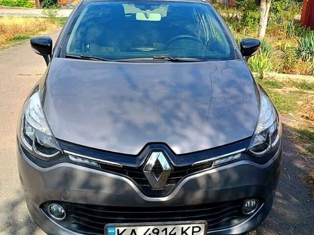 Серый Рено Клио, объемом двигателя 1.5 л и пробегом 280 тыс. км за 7500 $, фото 4 на Automoto.ua