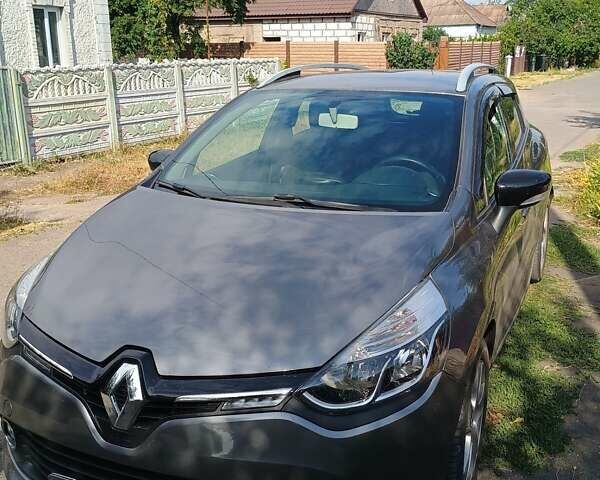 Серый Рено Клио, объемом двигателя 1.5 л и пробегом 280 тыс. км за 7500 $, фото 2 на Automoto.ua