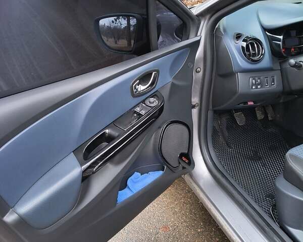 Серый Рено Клио, объемом двигателя 1.46 л и пробегом 291 тыс. км за 7500 $, фото 9 на Automoto.ua