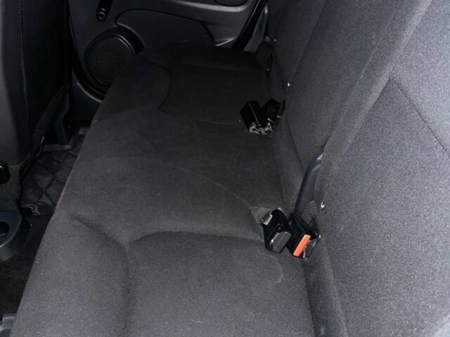 Серый Рено Клио, объемом двигателя 1.5 л и пробегом 178 тыс. км за 6750 $, фото 6 на Automoto.ua