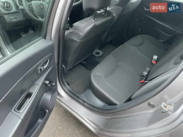 Серый Рено Клио, объемом двигателя 1.5 л и пробегом 223 тыс. км за 7300 $, фото 11 на Automoto.ua