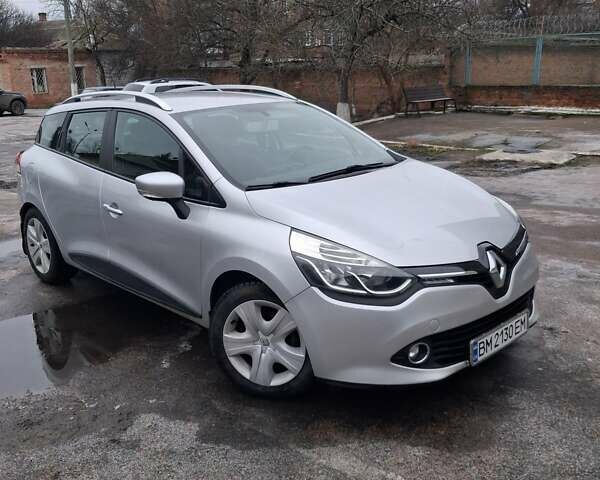 Серый Рено Клио, объемом двигателя 1.5 л и пробегом 237 тыс. км за 7950 $, фото 2 на Automoto.ua