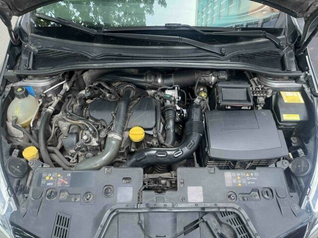 Серый Рено Клио, объемом двигателя 1.5 л и пробегом 173 тыс. км за 7300 $, фото 7 на Automoto.ua