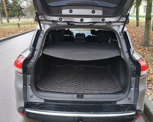 Серый Рено Клио, объемом двигателя 1.46 л и пробегом 291 тыс. км за 7500 $, фото 3 на Automoto.ua