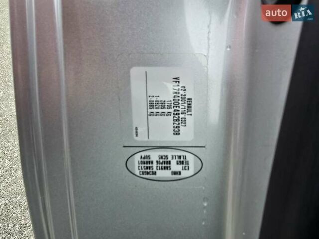 Серый Рено Клио, объемом двигателя 1.2 л и пробегом 104 тыс. км за 9100 $, фото 36 на Automoto.ua