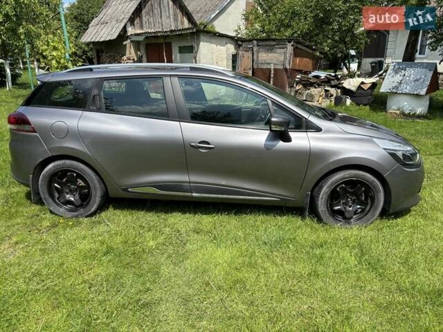 Серый Рено Клио, объемом двигателя 1.5 л и пробегом 221 тыс. км за 7000 $, фото 5 на Automoto.ua