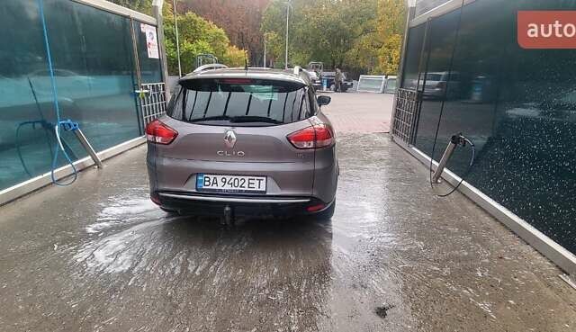 Серый Рено Клио, объемом двигателя 1.46 л и пробегом 336 тыс. км за 7700 $, фото 10 на Automoto.ua
