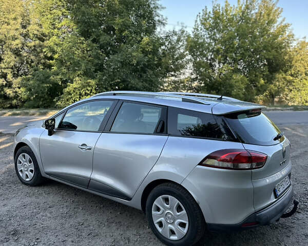 Серый Рено Клио, объемом двигателя 1.5 л и пробегом 210 тыс. км за 6900 $, фото 8 на Automoto.ua