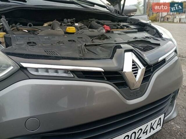 Сірий Рено Кліо, об'ємом двигуна 1.5 л та пробігом 260 тис. км за 7200 $, фото 21 на Automoto.ua