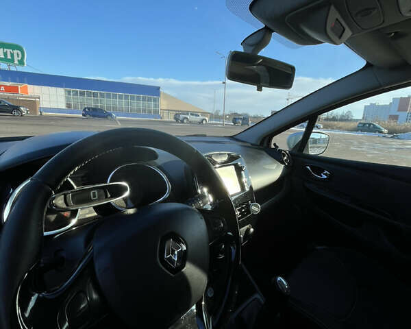 Сірий Рено Кліо, об'ємом двигуна 1.46 л та пробігом 169 тис. км за 6800 $, фото 27 на Automoto.ua