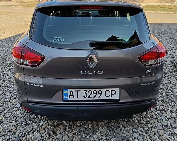 Сірий Рено Кліо, об'ємом двигуна 1.5 л та пробігом 246 тис. км за 8500 $, фото 12 на Automoto.ua