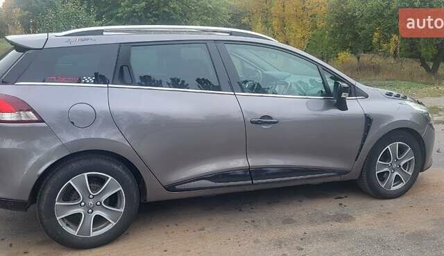 Серый Рено Клио, объемом двигателя 1.46 л и пробегом 336 тыс. км за 7700 $, фото 4 на Automoto.ua