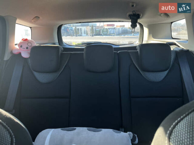 Сірий Рено Кліо, об'ємом двигуна 1.46 л та пробігом 169 тис. км за 6800 $, фото 26 на Automoto.ua