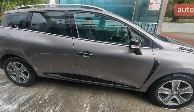 Серый Рено Клио, объемом двигателя 1.46 л и пробегом 336 тыс. км за 7700 $, фото 6 на Automoto.ua