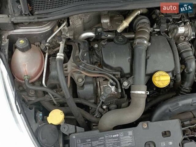 Сірий Рено Кліо, об'ємом двигуна 1.5 л та пробігом 260 тис. км за 7200 $, фото 24 на Automoto.ua