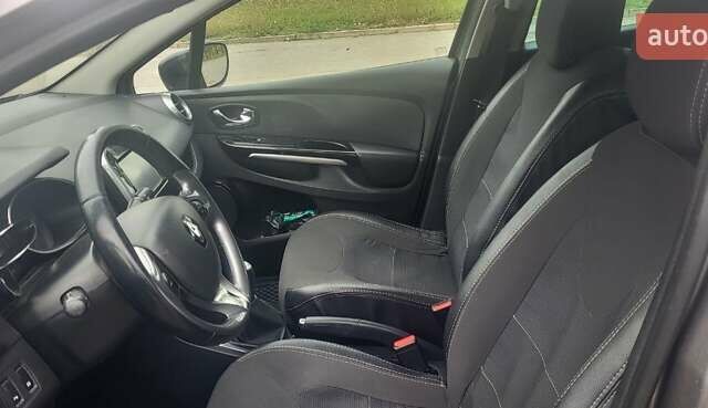 Серый Рено Клио, объемом двигателя 1.46 л и пробегом 336 тыс. км за 7700 $, фото 5 на Automoto.ua