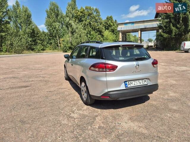 Серый Рено Клио, объемом двигателя 1.5 л и пробегом 220 тыс. км за 7100 $, фото 6 на Automoto.ua