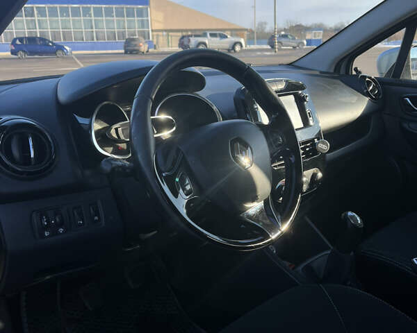 Сірий Рено Кліо, об'ємом двигуна 1.46 л та пробігом 169 тис. км за 6800 $, фото 23 на Automoto.ua