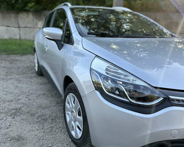 Серый Рено Клио, объемом двигателя 1.5 л и пробегом 210 тыс. км за 6900 $, фото 7 на Automoto.ua