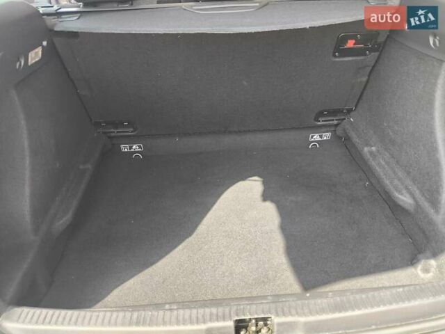 Сірий Рено Кліо, об'ємом двигуна 1.5 л та пробігом 250 тис. км за 8500 $, фото 41 на Automoto.ua