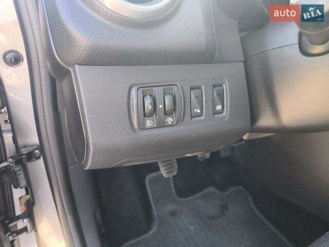 Сірий Рено Кліо, об'ємом двигуна 1.5 л та пробігом 250 тис. км за 8500 $, фото 65 на Automoto.ua