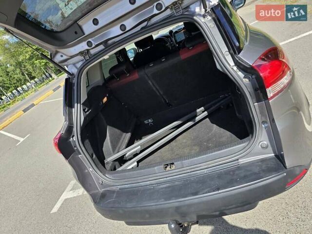 Серый Рено Клио, объемом двигателя 1.5 л и пробегом 290 тыс. км за 7950 $, фото 7 на Automoto.ua