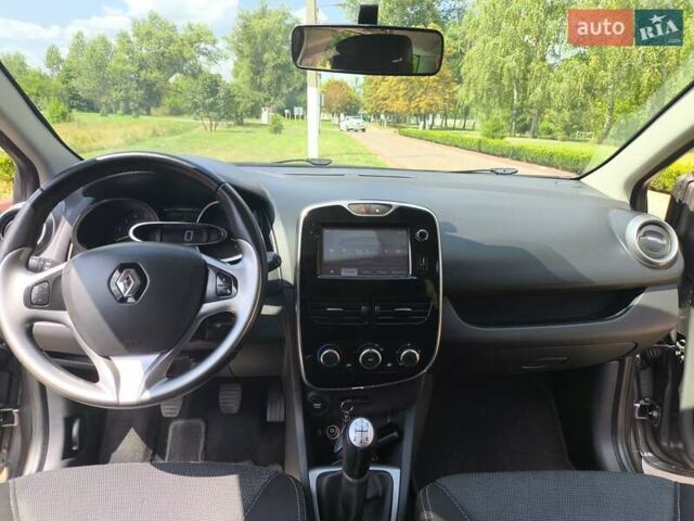 Сірий Рено Кліо, об'ємом двигуна 1.5 л та пробігом 250 тис. км за 8500 $, фото 24 на Automoto.ua
