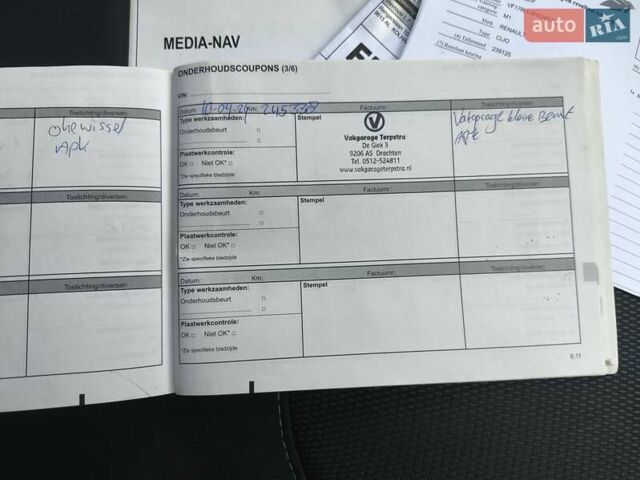 Сірий Рено Кліо, об'ємом двигуна 1.5 л та пробігом 250 тис. км за 8500 $, фото 52 на Automoto.ua