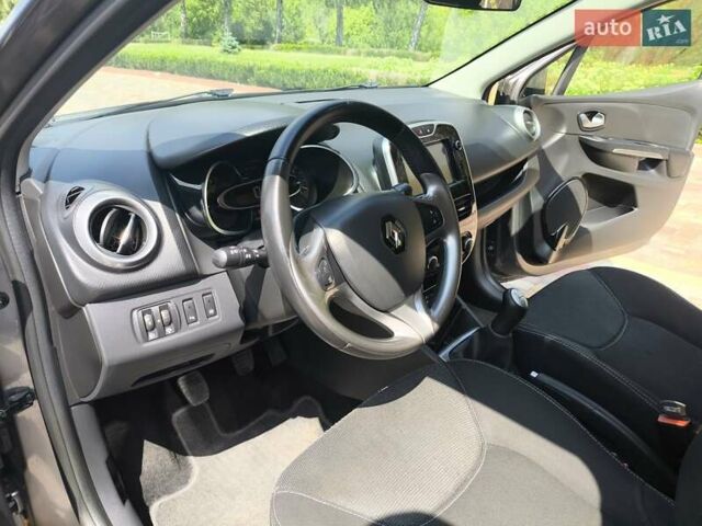 Сірий Рено Кліо, об'ємом двигуна 1.5 л та пробігом 250 тис. км за 8500 $, фото 17 на Automoto.ua