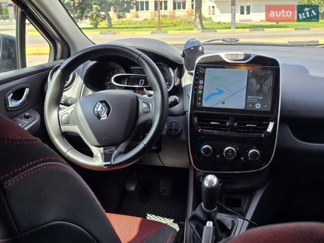 Серый Рено Клио, объемом двигателя 1.5 л и пробегом 290 тыс. км за 7950 $, фото 12 на Automoto.ua