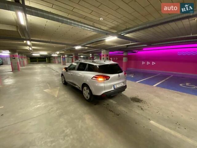 Рено Клио 2015 в Черновцах на Automoto.ua Серый Рено Клио, объемом двигателя 1.5 л и пробегом 270 тыс. км за 7300 $, фото 11 на Automoto.ua