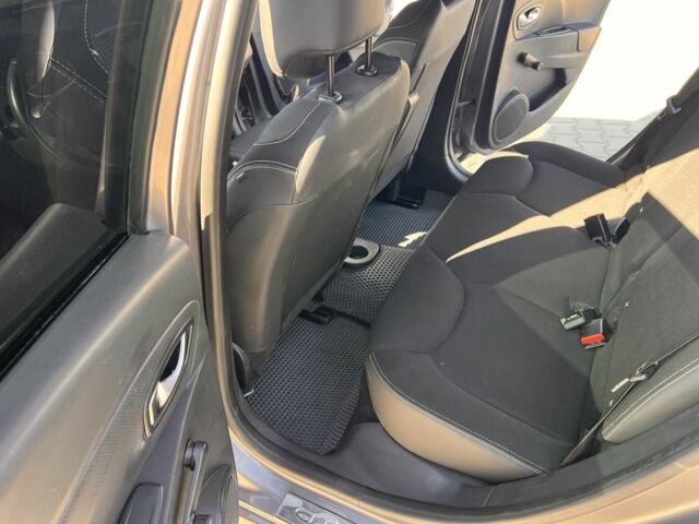 Серый Рено Клио, объемом двигателя 1.5 л и пробегом 245 тыс. км за 6999 $, фото 22 на Automoto.ua