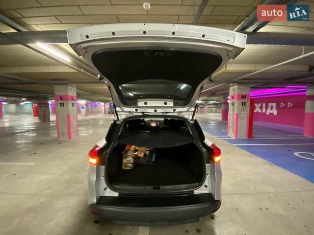Рено Клио 2015 в Черновцах на Automoto.ua Серый Рено Клио, объемом двигателя 1.5 л и пробегом 270 тыс. км за 7300 $, фото 15 на Automoto.ua