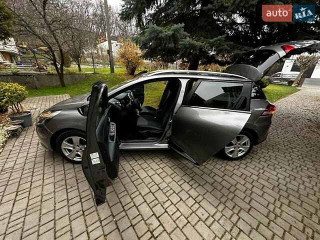 Сірий Рено Кліо, об'ємом двигуна 1.5 л та пробігом 130 тис. км за 10900 $, фото 26 на Automoto.ua