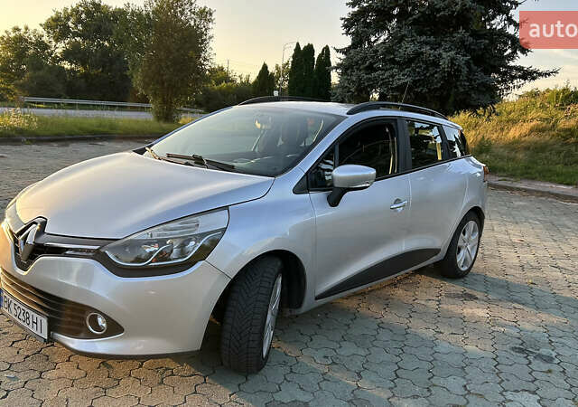 Серый Рено Клио, объемом двигателя 1.46 л и пробегом 206 тыс. км за 8500 $, фото 4 на Automoto.ua