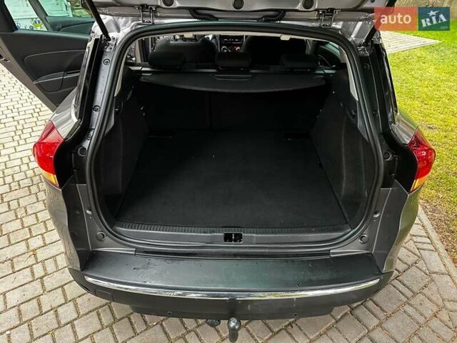 Сірий Рено Кліо, об'ємом двигуна 1.5 л та пробігом 130 тис. км за 10900 $, фото 17 на Automoto.ua