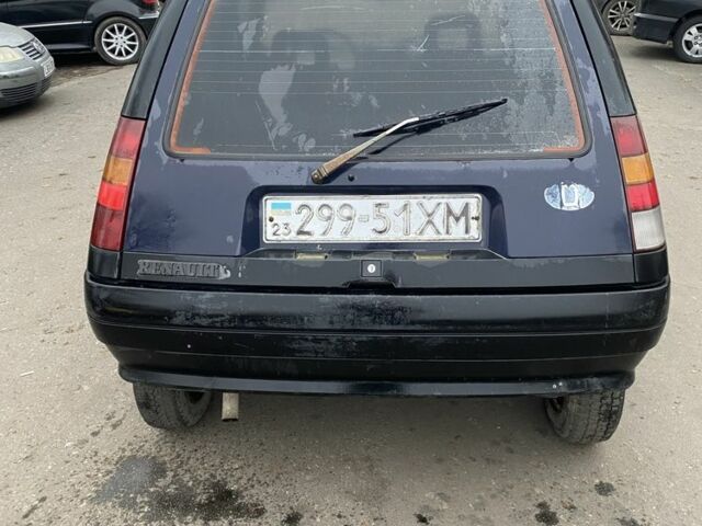 Синій Рено Кліо, об'ємом двигуна 1.2 л та пробігом 150 тис. км за 850 $, фото 2 на Automoto.ua