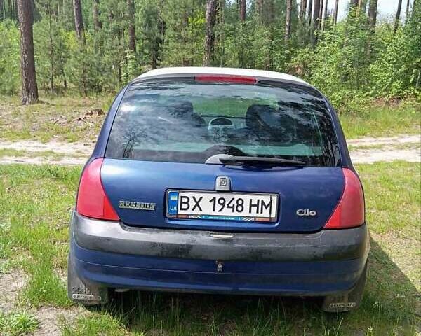 Синій Рено Кліо, об'ємом двигуна 1.15 л та пробігом 276 тис. км за 2300 $, фото 5 на Automoto.ua