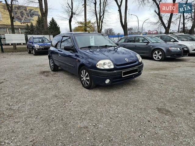 Синий Рено Клио, объемом двигателя 1.39 л и пробегом 230 тыс. км за 2999 $, фото 5 на Automoto.ua