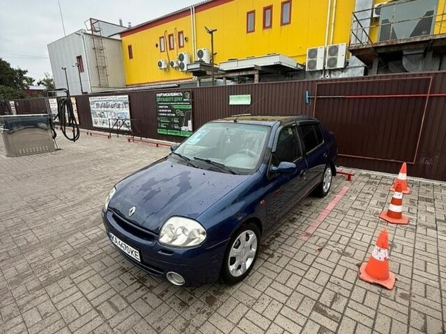 Синий Рено Клио, объемом двигателя 1.4 л и пробегом 197 тыс. км за 1750 $, фото 2 на Automoto.ua