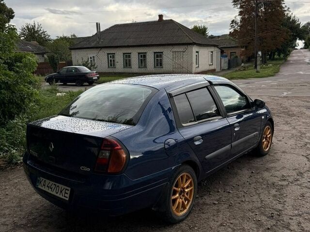 Синий Рено Клио, объемом двигателя 1.4 л и пробегом 197 тыс. км за 1750 $, фото 1 на Automoto.ua