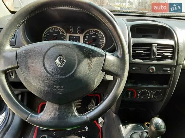 Синий Рено Клио, объемом двигателя 1.15 л и пробегом 276 тыс. км за 2250 $, фото 1 на Automoto.ua