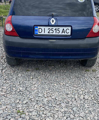 Синий Рено Клио, объемом двигателя 1.2 л и пробегом 267 тыс. км за 2450 $, фото 3 на Automoto.ua