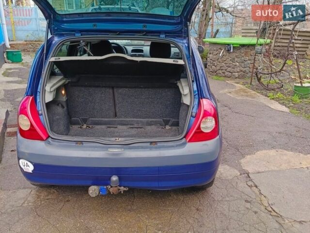Синий Рено Клио, объемом двигателя 1.4 л и пробегом 240 тыс. км за 3400 $, фото 7 на Automoto.ua