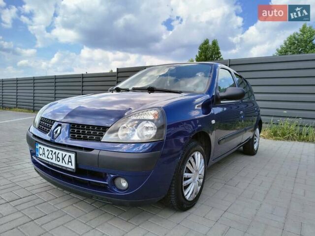 Синій Рено Кліо, об'ємом двигуна 1.1 л та пробігом 194 тис. км за 4000 $, фото 5 на Automoto.ua