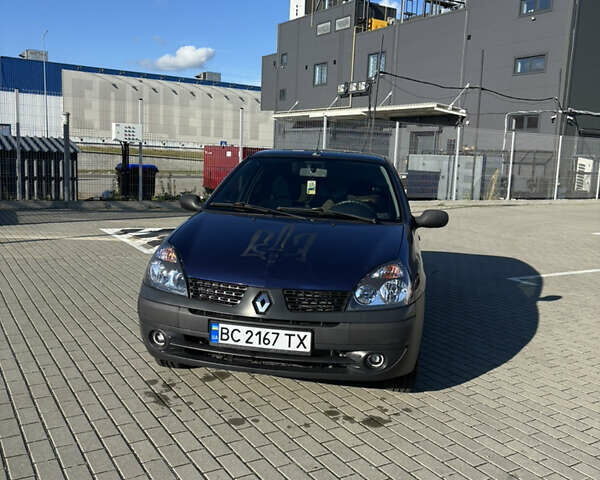 Синий Рено Клио, объемом двигателя 1.4 л и пробегом 272 тыс. км за 2700 $, фото 1 на Automoto.ua