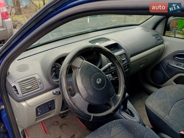 Синий Рено Клио, объемом двигателя 1.4 л и пробегом 240 тыс. км за 3400 $, фото 6 на Automoto.ua