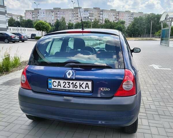 Синій Рено Кліо, об'ємом двигуна 1.1 л та пробігом 194 тис. км за 4000 $, фото 9 на Automoto.ua