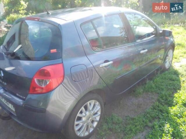 Синий Рено Клио, объемом двигателя 1.6 л и пробегом 178 тыс. км за 5550 $, фото 4 на Automoto.ua