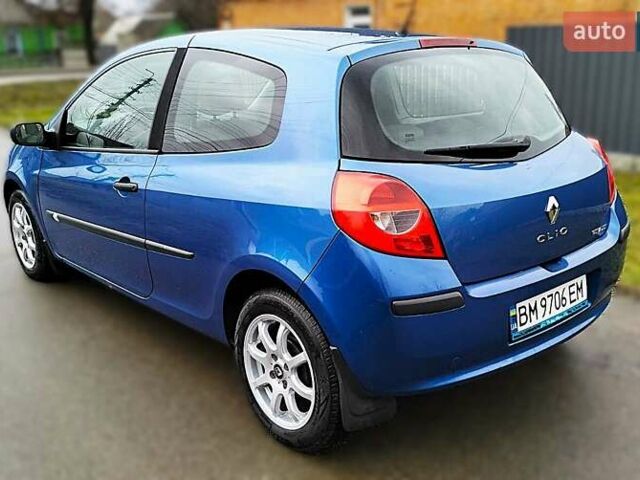 Синий Рено Клио, объемом двигателя 1.15 л и пробегом 258 тыс. км за 3700 $, фото 5 на Automoto.ua